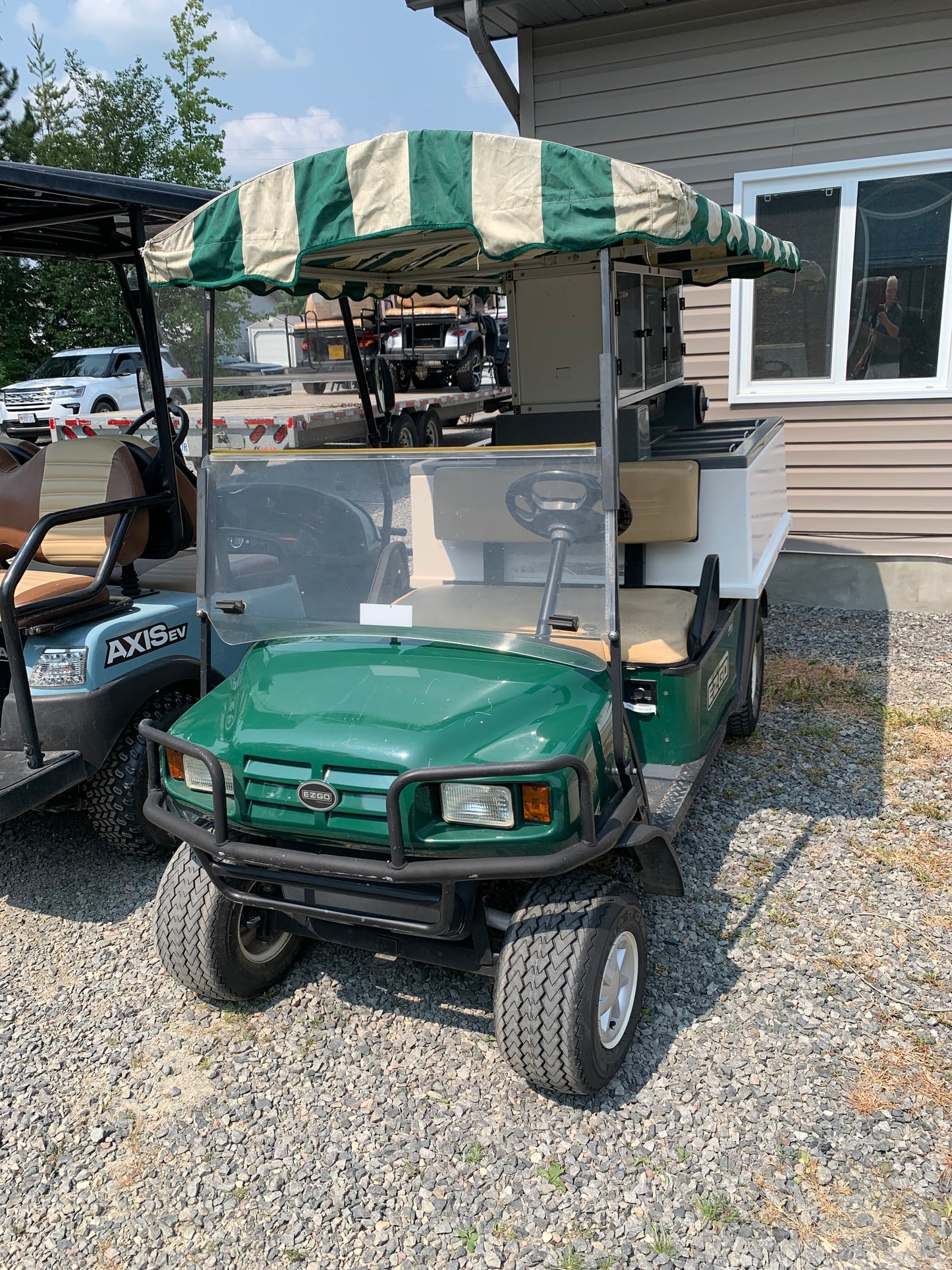 2012 EZGO PMT Beverage Golf Cart Gas