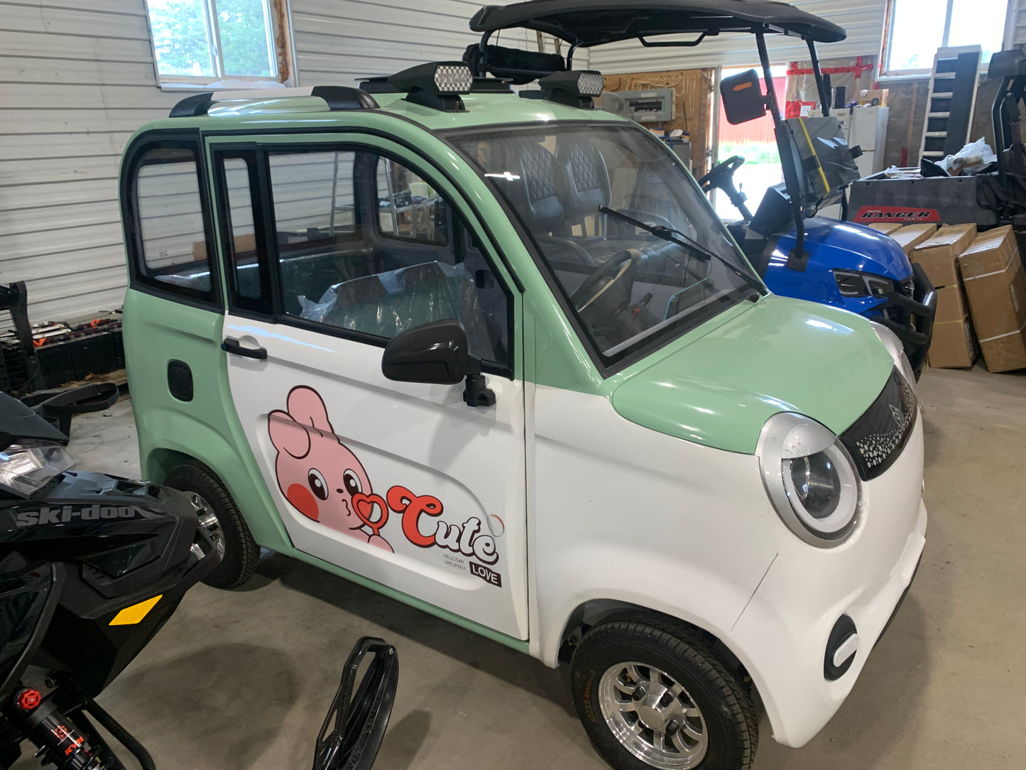 2025 MECO P2 Electric Cart